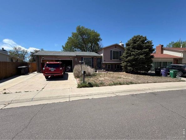 4513 Fairplay Way, Denver CO 80239