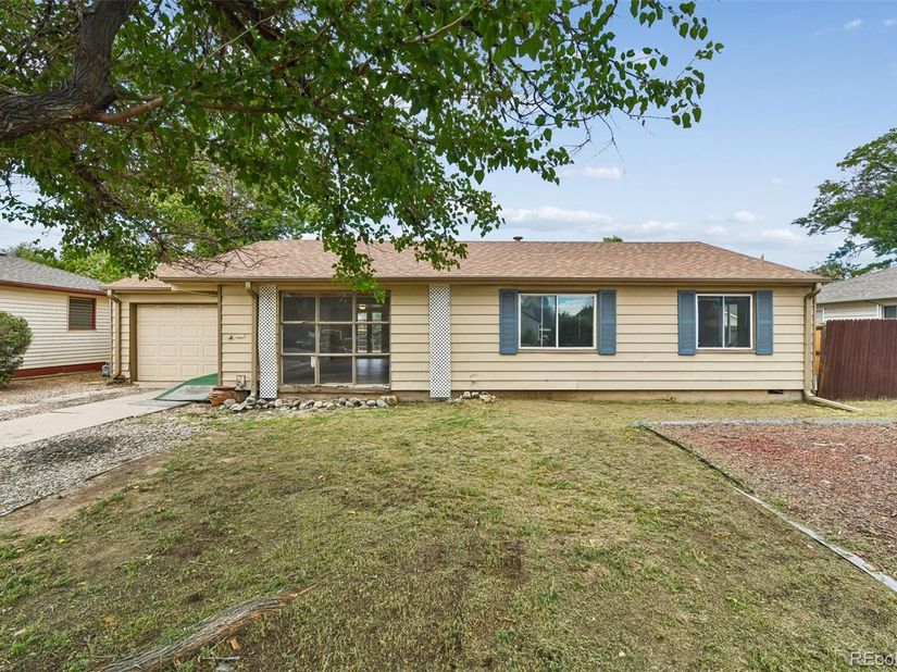 729 Havana Street, Aurora CO 80010