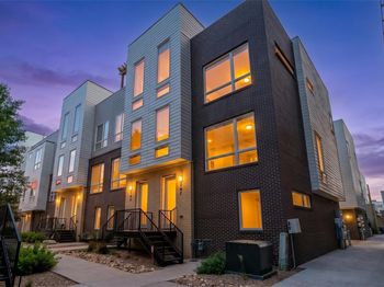 3425 Larimer Street