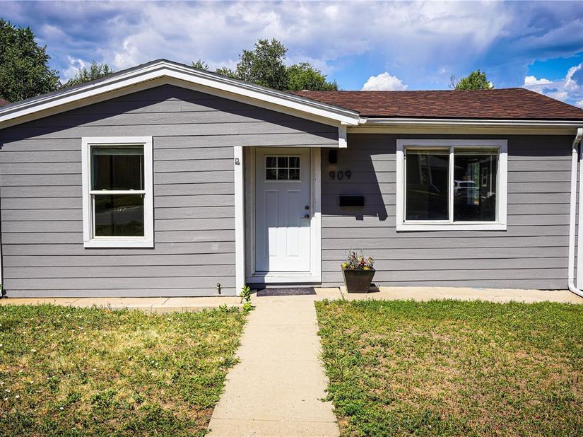 909 Meade Street, Denver CO 80204