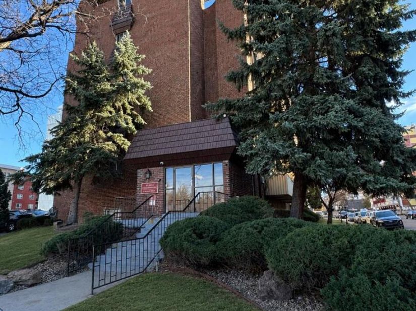 4110 Hale Parkway 2H, Denver CO 80220
