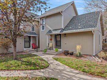 2621 S Xanadu Way