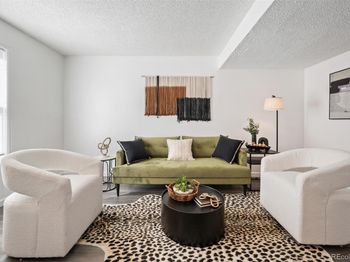 2123 N Coronado Parkway