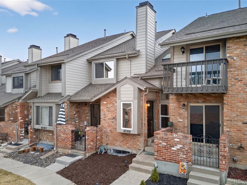 4110 S Evanston Circle B, Aurora CO 80014