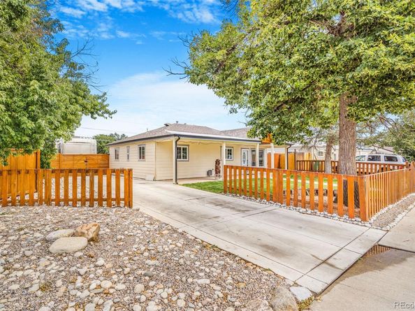 Undisclosed Address #9565729, Aurora CO 80011