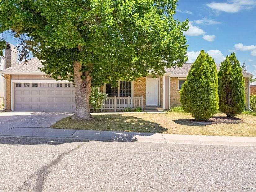 4660 S Idalia Street, Aurora CO 80015