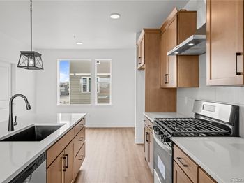 2736 W 68th Avenue