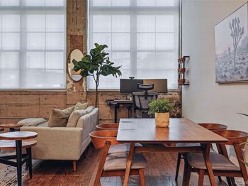 2441 N Broadway