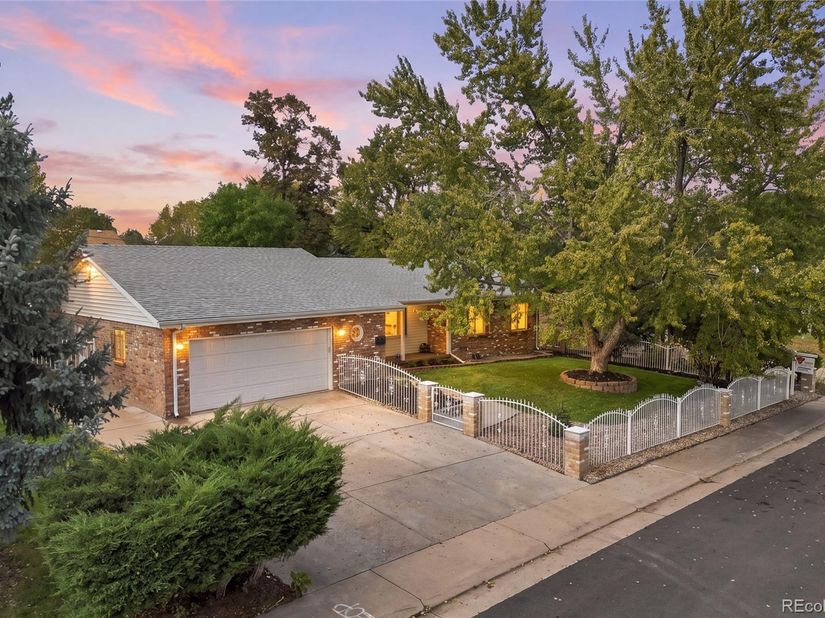 2647 S Linden Court, Denver CO 80222