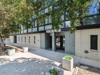 1050 N Corona Street