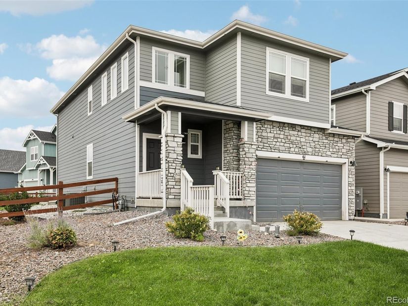 61 Acorn Creek Court, Longmont CO 80503