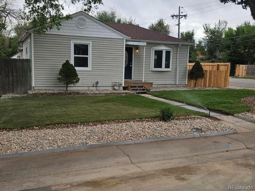 4296 S Sherman Street, Englewood CO 80113