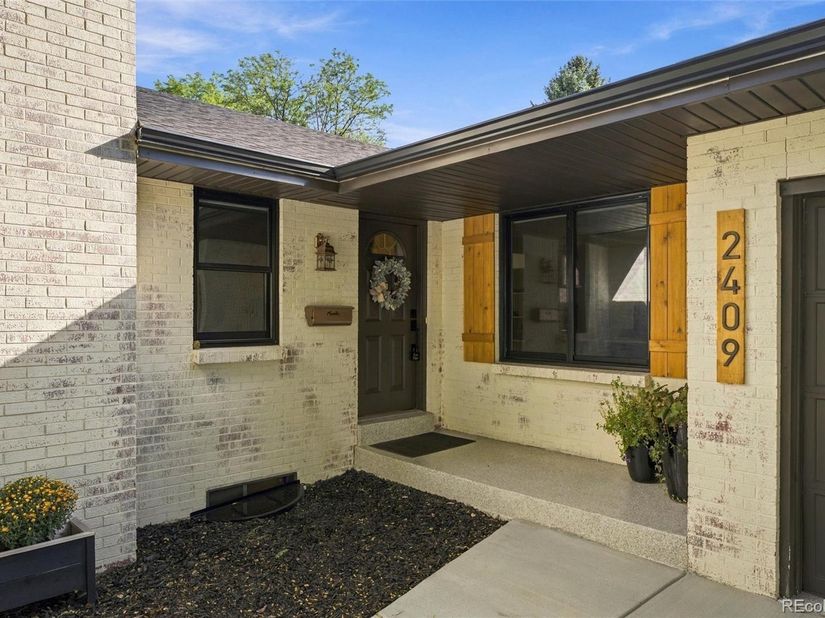 2409 S Leyden Street, Denver CO 80222
