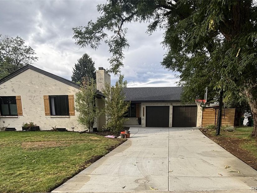 2409 S Leyden Street, Denver CO 80222