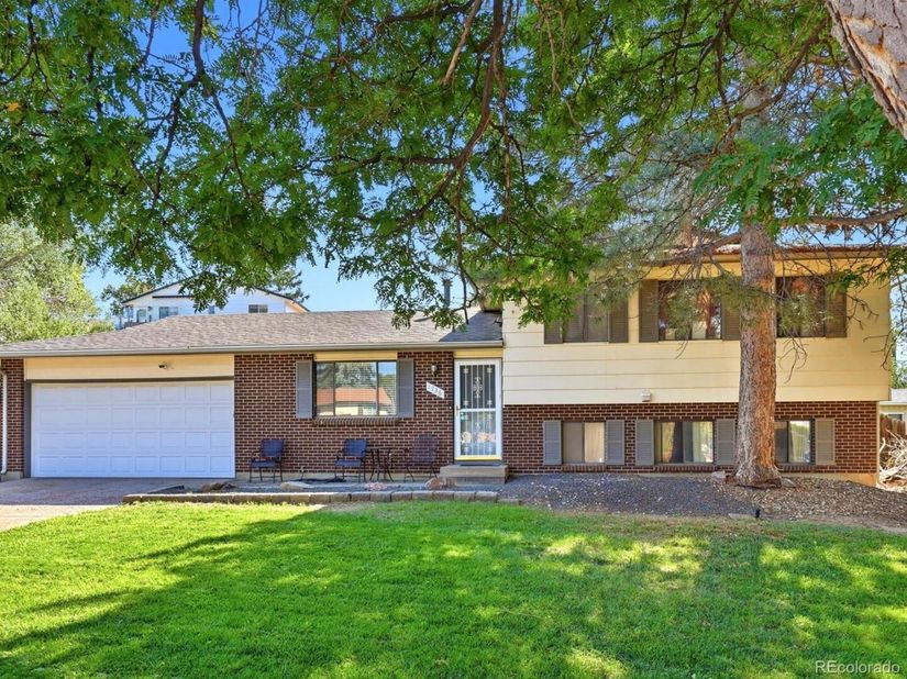 1736 S Olathe Street, Aurora CO 80017
