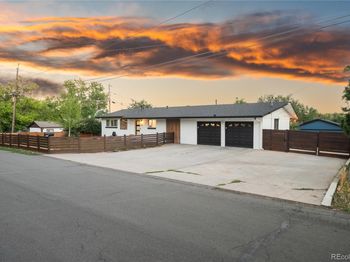 6000 W 8th Avenue