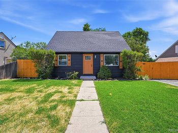 2520 S Hazel Court