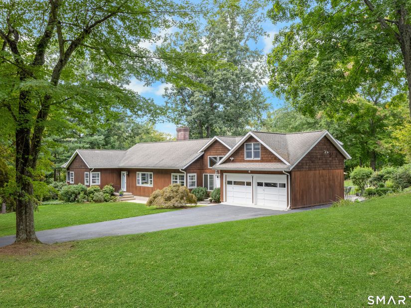 231 Skymeadow Drive, Stamford CT 06903