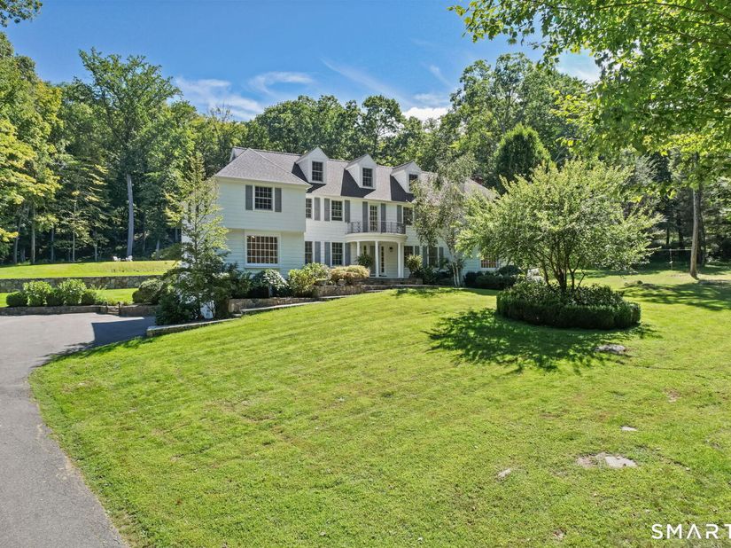 2141 Ponus Ridge, New Canaan CT 06840