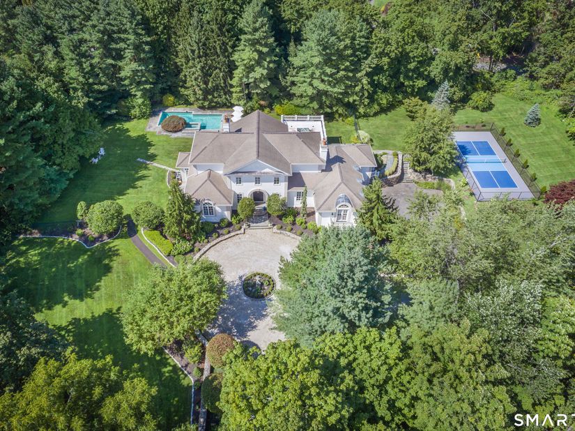 85 Manor Road, Ridgefield CT 06877