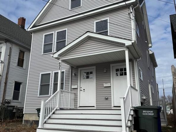 695 Shelton Street, Bridgeport CT 06608