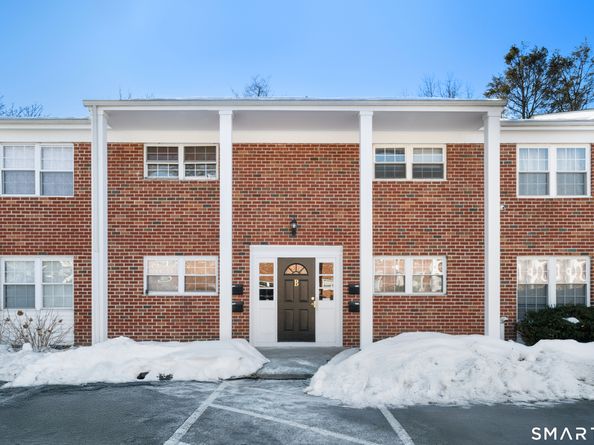 125 Lawn Avenue B6, Stamford CT 06902