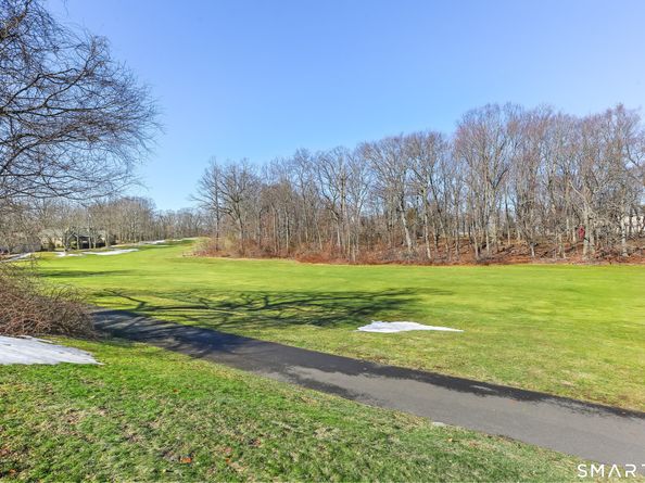 639 Onondaga Lane B, Stratford CT 06614