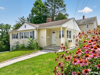 10 Seeley Street