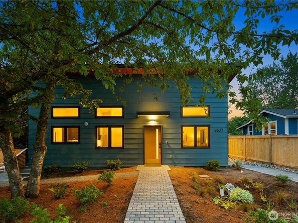 8627 30th Avenue SW, Seattle WA 98126