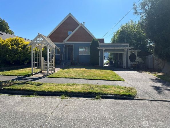 6906 55th Avenue S, Seattle WA 98118