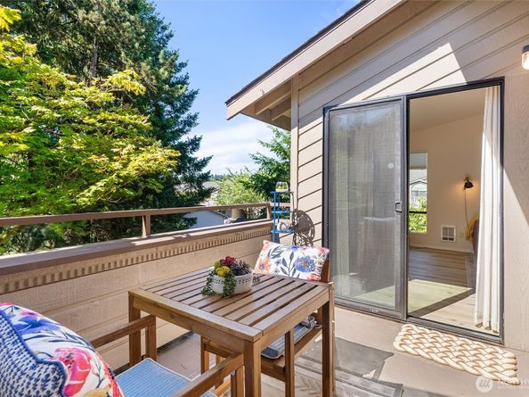 15123 Sunwood Boulevard GG33, Tukwila WA 98188