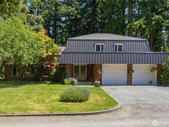 3050 SE Mullenix Road, Port Orchard WA 98367