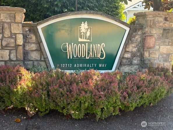 12712 Admiralty Way SE D303, Everett WA 98204