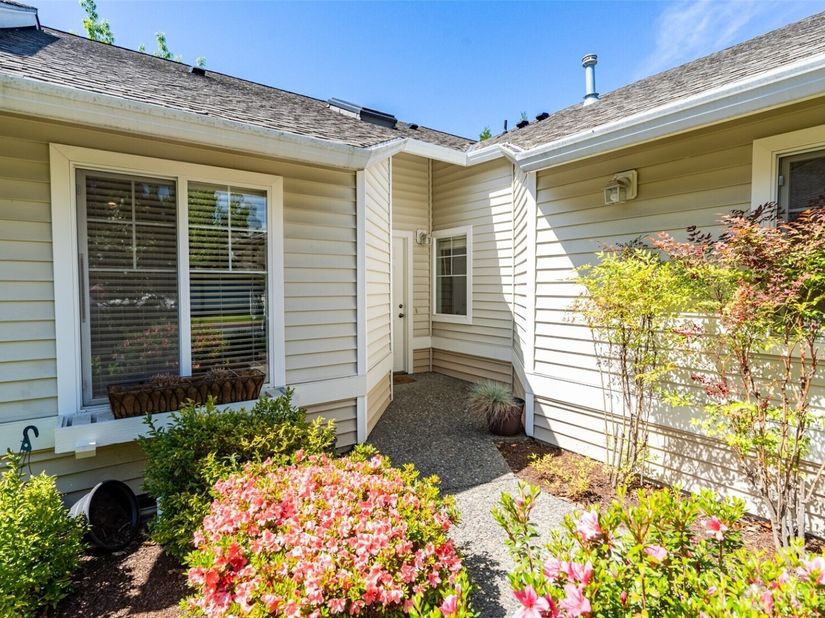 4304 S 220th Place, Kent WA 98032