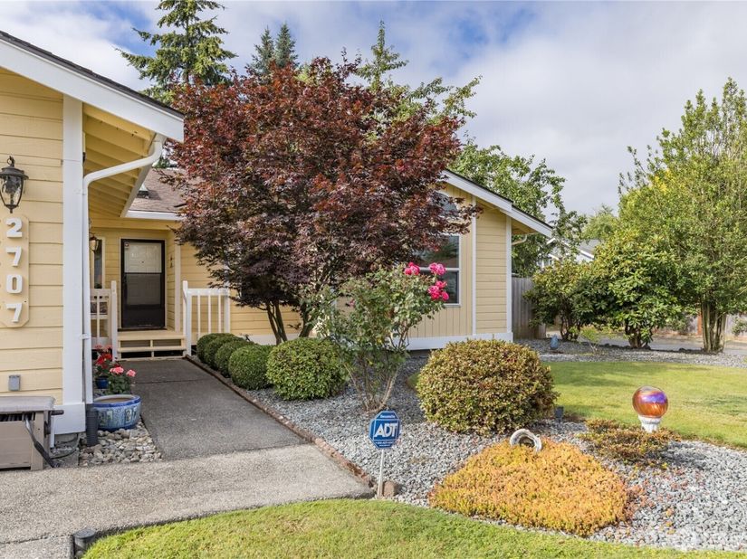 2707 S 366th Place, Federal Way WA 98003