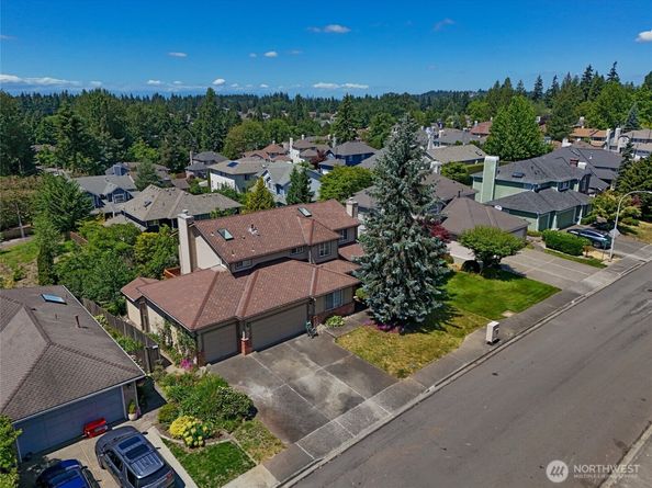 1529 Ilwaco Avenue NE, Renton WA 98059