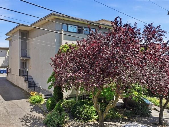 914 6th Avenue N 201, Seattle WA 98109