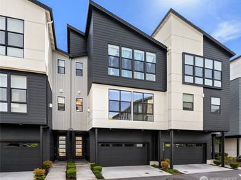 21907 25th St SE
