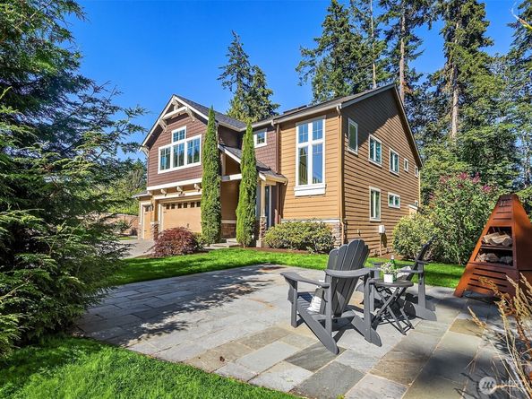 13874 LaVigne Court NE, Bainbridge Island WA 98110