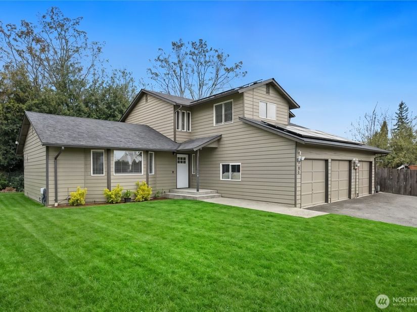 206 W Marilyn Avenue, Everett WA 98204