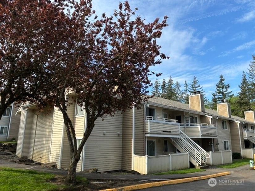21301 52nd Avenue W B111, Mountlake Terrace WA 98043
