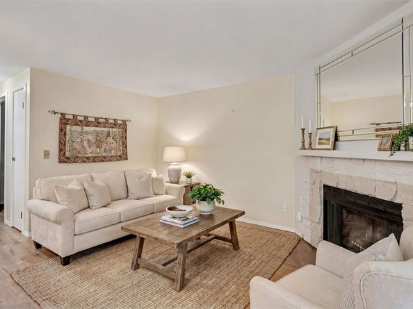 17425 119th Lane SE D22, Renton WA 98058