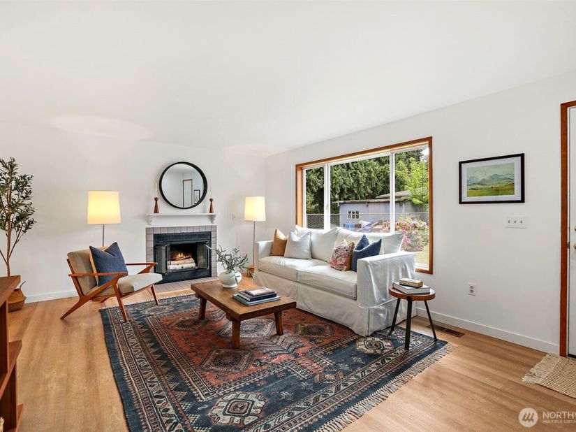 11726 8th Avenue S, Burien WA 98168