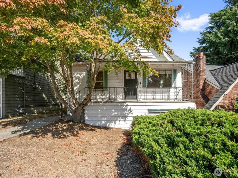 1718 NE 88th Street, Seattle WA 98115