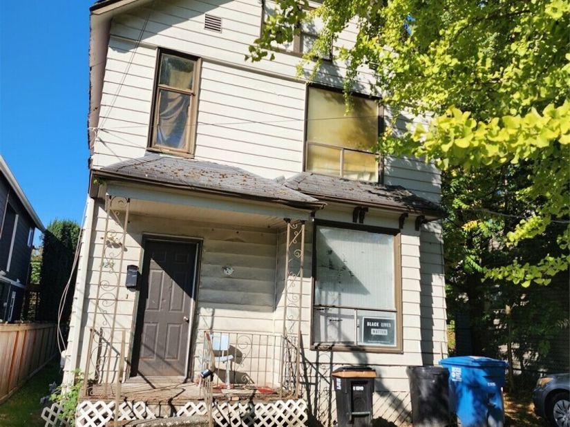 923 24th Avenue S, Seattle WA 98144