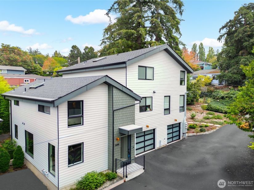 514 NE 102nd Street B, Seattle WA 98125