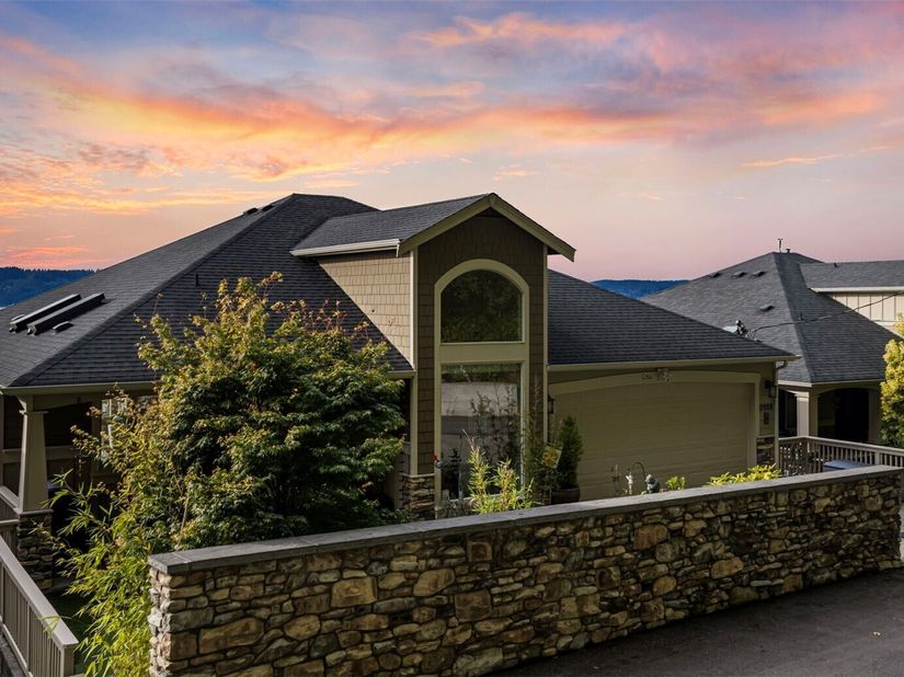 11928 Possession Lane, Edmonds WA 98026