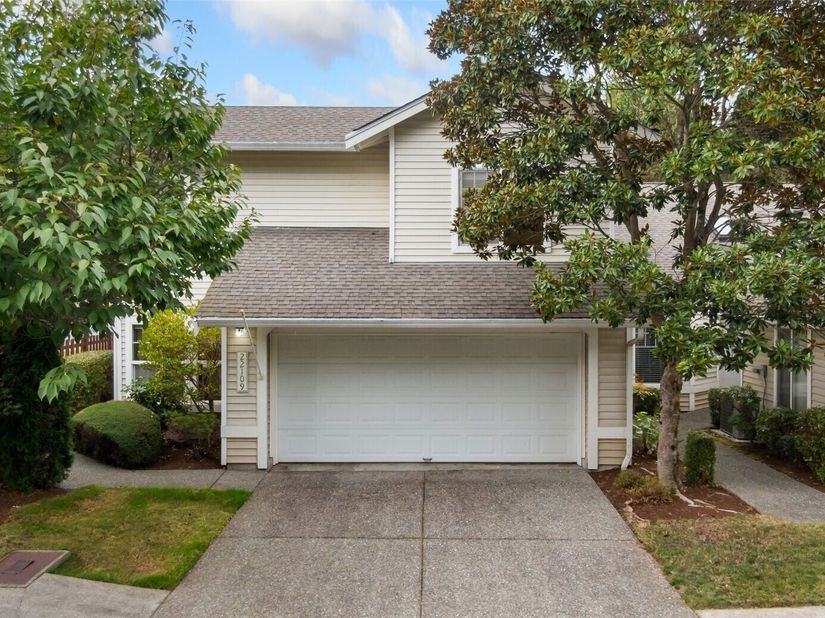 22109 43rd Avenue S, Kent WA 98032