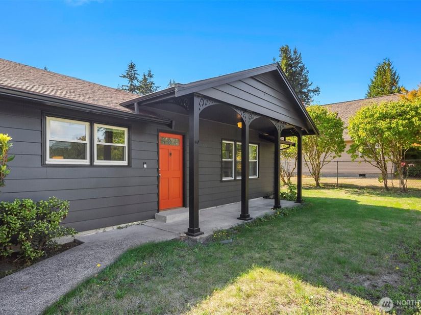 635 SW 130th Street, Burien WA 98146