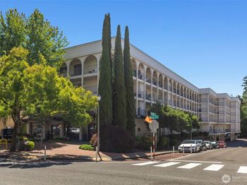 10129 Main Street